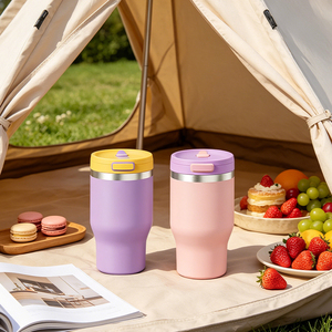 Mug de voyage isotherme moderne en acier inoxydable à double paroi, écologique, avec paille, pour le camping – Durable et élégant - Product Image 6