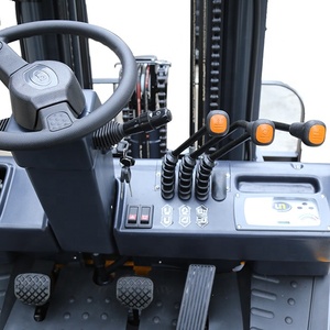 Chariot élévateur diesel <span class=keywords><strong>UN</strong></span> N-Series 3.0 T - Product Image 4