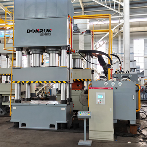 Pressa Idraulica <span class=keywords><strong>a</strong></span> Tre Travi e Quattro Colonne da 1600T per la Produzione di Pallet in Plastica - Product Image 2