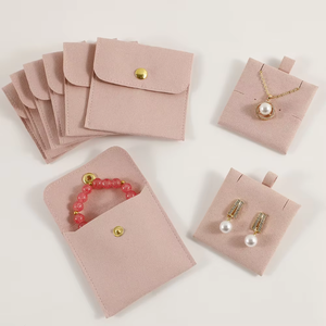 Pochette à bijoux en microfibre 8x8cm avec insert pour collier, sac en velours de haute qualité, pochette d'emballage pour bijoux avec logo (1) - Product Image 5