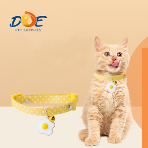 Colliers <span class=keywords><strong>pour</strong></span> chats en gros, 6 couleurs, réglables, à dégagement rapide, avec accessoires mignons et sécurisés - Product Image 1