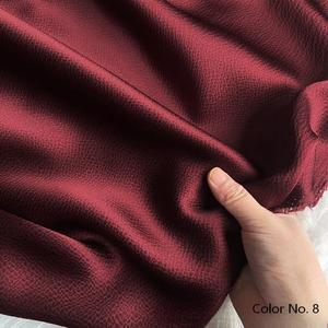 Tessuto in Seta di Gelso 100% 20MM, Raso Perlato, <span class=keywords><strong>Crepe</strong></span> Broccato per Abiti, Abiti da Sposa e Gonne - Product Image 3