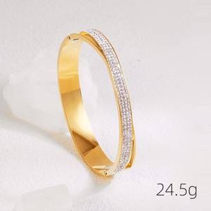 Fashion <b>Light</b> Luxury Women Stainless Steel Jewelry Full of <b>Star</b> Zircon Bracelet pink butterfly Full of Diamonds Zircon Bangles - Product Image 3