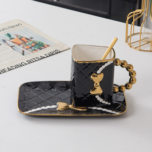 Ensemble de tasses à café en porcelaine rétro faites à la main en forme de nœud, avec plateau et cuillère, motif rustique japonais, luxe léger haut de gamme, compatible lave-vaisselle/micro-ondes - Product Image 4