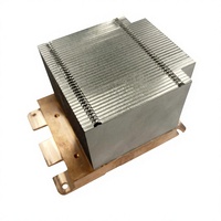 Dissipateur thermique à ailettes empilées personnalisées avec base en cuivre massif pour serveur en rack CPU et GPU