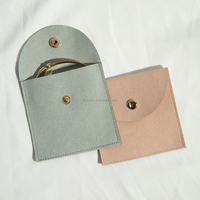 8x8cm luxe microfibre bijoux sacs emballage pour boucles d'oreilles collier daim enveloppe rabat bouton bijoux pochette petit sac en cristal