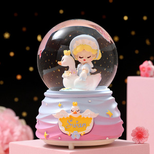Boîte à musique en résine de licorne magique, globe à neige, ornement de boule de cristal moderne pour la décoration de la chambre des enfants, cadeau d'anniversaire pour les filles - Product Image 6