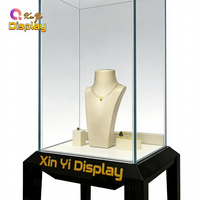Vitrine à bijoux moderne en acier inoxydable, avec éclairage LED, écologique, durable, robuste, recyclable, personnalisable