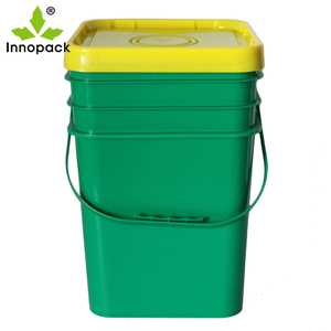 Vente en gros d'usine, seaux carrés de 5 gallons avec poignée en <span class=keywords><strong>plastique</strong></span>, seau carré en <span class=keywords><strong>plastique</strong></span> de qualité alimentaire <span class=keywords><strong>vert</strong></span> personnalisé de 20 litres avec couvercle - Product Image 1