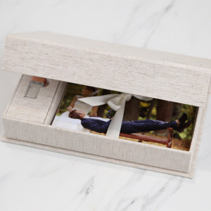 Cubierta de tela de lino de boda con logotipo de tamaño personalizado, almacenamiento de unidad flash USB, paquetes de imágenes, Cajas de Regalo con cinta de satén - Product Image 3