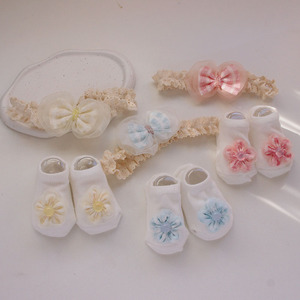 Fascia <span class=keywords><strong>per</strong></span> <span class=keywords><strong>capelli</strong></span> <span class=keywords><strong>per</strong></span> bambini con fiocco <span class=keywords><strong>per</strong></span> <span class=keywords><strong>capelli</strong></span> con fascia elastica fiori di pizzo calzini <span class=keywords><strong>per</strong></span> neonati con fiori - Product Image 1