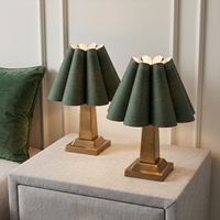 Lámpara de Mesa LED Nórdica Minimalista de Tela con Base Dorada, Regulación Continua, Decoración Artística para Dormitorio y Casa de Huéspedes