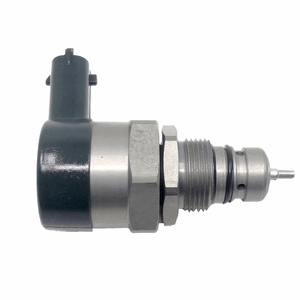 Régulateur de soupape de contrôle de pression de carburant à rampe commune vanne DRV OEM 0281006015 pour Toyot-a <span class=keywords><strong>auris</strong></span> Yaris Corolla 1.4 <span class=keywords><strong>D4d</strong></span> voiture - Product Image 5