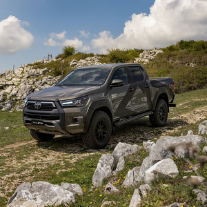 Toyota <span class=keywords><strong>Hilux</strong></span> Arctic Trucks AT33 2022 <span class=keywords><strong>Camioneta</strong></span> Pickup Turbo 2.8T 233PS Transmisión 8AT 4WD Todoterreno - Product Image 1