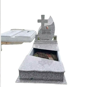 Monument de pierre tombale en forme de croix de style chinois moderne avec blocs de granit gris clair pour une utilisation au cimetière - Product Image 1
