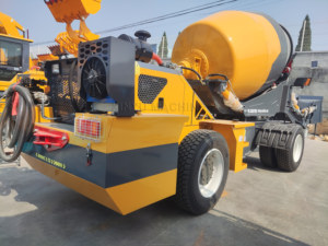 Self Loading Concrete Mixer <b>Truck</b> 3.5 Cubic Meter Self Feeding Concrete Mixer Mobile Concrete Mixer for Sale - Product Image 3