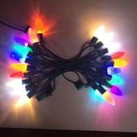 Lampu Natal LED GY C9 dengan Bohlam yang Dapat Diganti, Desain Strawberry Bersegi Tradisional, Dudukan E17