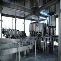 Système d'embouteillage d'eau en bouteille PET entièrement automatique à grande vitesse Usine d'eau minérale automatique avec emballage en plastique pour boissons