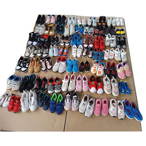 Zapatillas Deportivas Infantiles Usadas de Marca China de Segunda Mano, Grado A, por Sack - Product Image 1