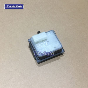 Pour <span class=keywords><strong>Mercedes</strong></span>-Benz CLA C118 Contrôle du bouchon de réservoir de carburant à verrouillage centralisé A0008206012 0008206012 A0008205003 0008205003 - Product Image 3