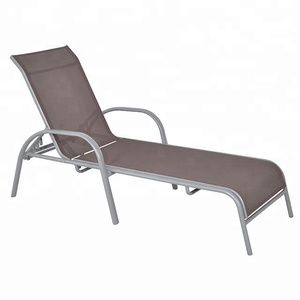 <span class=keywords><strong>Chaise</strong></span> solaire <span class=keywords><strong>pliante</strong></span> en <span class=keywords><strong>aluminium</strong></span> et rotin, mobilier d'extérieur pour le jardin - Product Image 1