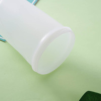 Botol Shaker Plastik Ramah Lingkungan untuk Olahraga, Fitness, dan Workout, dengan Logo Kustom, Bebas BPA, Terbuat dari Stainless Steel, dan Dilengkapi Bola Pengaduk Protein