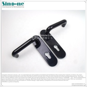 스틸 플레이트와 나일론 블랙 마감 광택 표면이있는 도어용 고정 노브와 키홀이있는 화재 손잡이 세트 - Product Image 2