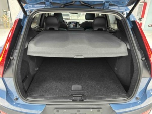 Volvo <span class=keywords><strong>XC40</strong></span> B4 4WD Edición Lujo Inteligente <span class=keywords><strong>2023</strong></span> - Product Image 5