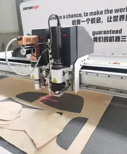 가죽 PU 신발 상단 만들기 디지털 가죽 커팅 머신 자동 다이 프리 CNC 가죽 커터
