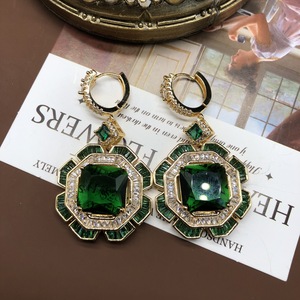 ZHENXUN – ensemble de boucles d'oreilles avec pendentif émeraude, bijoux en cuivre doré, entièrement sertis de diamants, accessoires pour femme, cadeau de créateur original à <span class=keywords><strong>la</strong></span> mode - Product Image 5