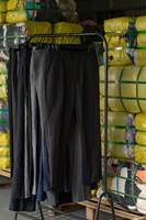 MS05 Balles de pantalons d'été d'occasion avec semelles antidérapantes, pantalons mixtes usagés en gros, haute qualité, couleurs variées