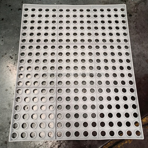 Plancher à lattes de <span class=keywords><strong>lapin</strong></span> de haute qualité facile à laver anti-morsure pour cage à <span class=keywords><strong>lapin</strong></span> pour équipement d'élevage - Product Image 3