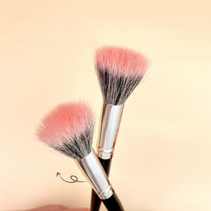 แปรงแต่งหน้าแบบใหม่ ด้ามไม้ ขนแปรงแบบจุดเดียว หัวแบน ขนแปรงวูล สำหรับปัดแก้ม แต่งหน้าแบบสปอตไลท์  พร้อมโลโก้แบบกำหนดเองได้ - Product Image 2