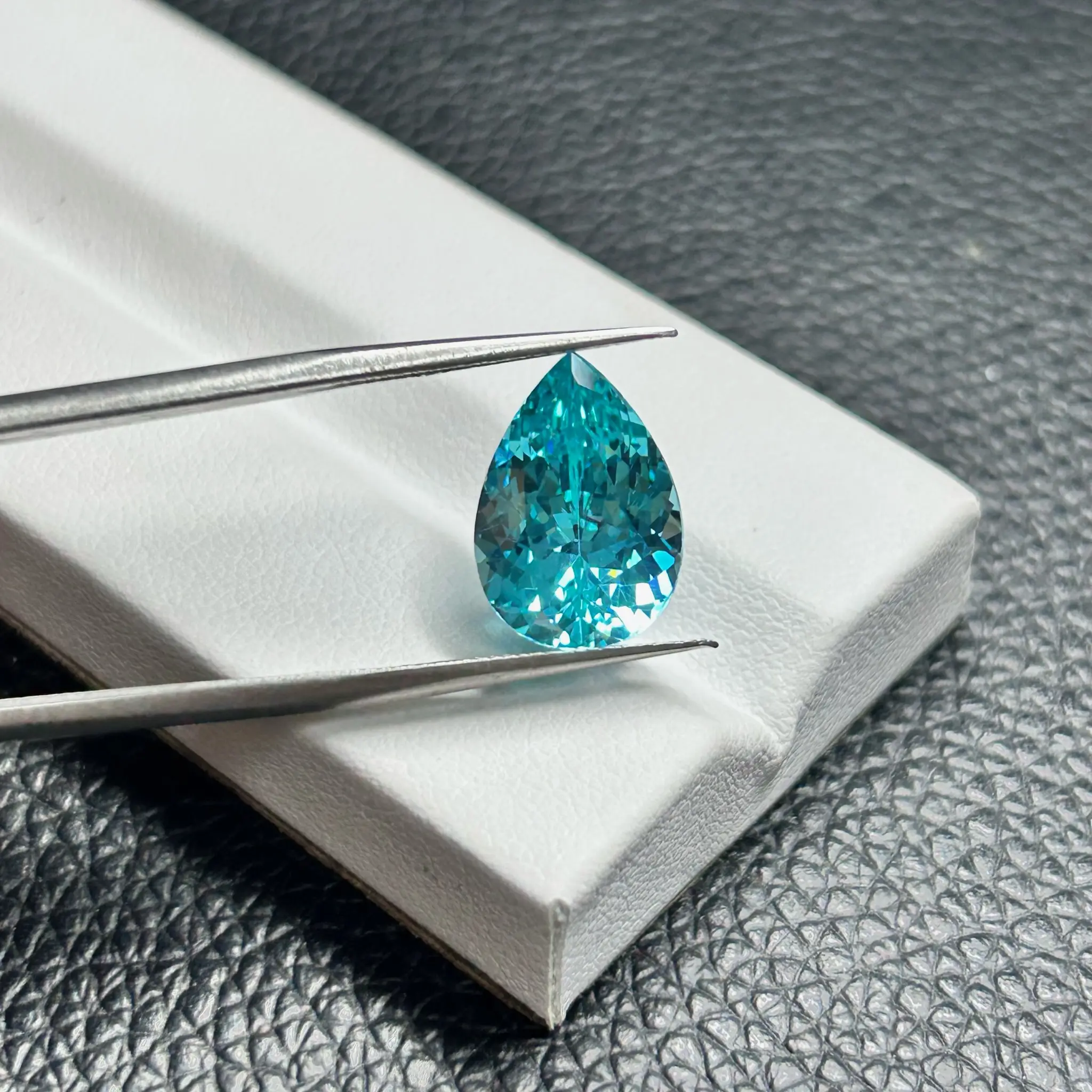 Certified Pear Cut Paraiba Synthetic Stones Wholesale Lab Grown Blue Paraiba Gemstone Drop