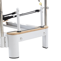 Machine de Pilates Reformer Commerciale en Aluminium Blanc avec Ensemble de Ressorts Robustes OEM pour Équipement de Yoga et de Gymnastique pour Femmes, pour Studio de Pilates et Bien-être
