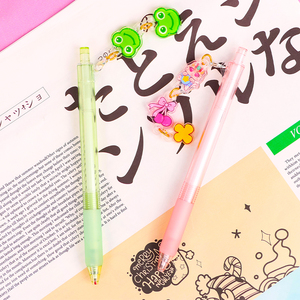 Bolígrafo de Plástico Acrílico Transparente Personalizado con Personajes de Dibujos Animados, Punta de Gel de 0.7 mm, Tinta Azul y Negra, PVC Suave y Duradero, Promocional - Product Image 2