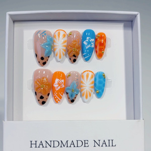 Uñas Postizas de Colores Hechas a Mano, 10 Piezas, Rayas Cítricas Naranjas, Flores Azules, Puntos de Leopardo, Líneas de Cuentas Doradas, Puntas de Uñas Almendradas - Product Image 4