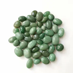 20-35毫米绿色 Aventurine 天然水晶翻滚石灵气治疗石头