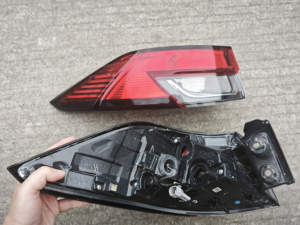 81550-0A160 81560-0A160 OEM, Ensamblaje de Luz Trasera Izquierda y Derecha Usada, Plug & Play, para Toyota <span class=keywords><strong>Corolla</strong></span> Cross 2020-2024 - Product Image 4