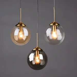 JYLIGHTING Luminaire suspendu unique Nouveau Nordic Modern Gold Ball Suspendu Source LED en verre pour intérieur Hôtel Salle à manger Décoratif