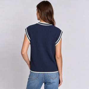 Gilet en tricot sans manches à col en V pour femme, style preppy, couleur unie, vêtement d'automne, 100% acrylique, anti-boulochage - Product Image 3