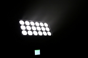 Projecteur mural extérieur <span class=keywords><strong>SGM</strong></span> P10 18x15W RGBW 4 en 1 LED City Color Light RDM 2.4G sans fil <span class=keywords><strong>SGM</strong></span> <span class=keywords><strong>P5</strong></span> IP65 - Product Image 6