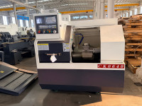 Mesin Bubut MINI CNC CK0618 CK0640 Kontrol CNC GSK Spindle 4kW Dengan Layanan Global