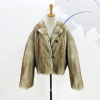 Veste courte élégante en fourrure de renard dorée claire - Manteau en fourrure de luxe à texture lisse pour femmes, hiver