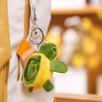 Pendentif porte-clés tortue en peluche verte de dessin animé mignon Poupée commémorative d'aquarium souple Mini pendentif tortue