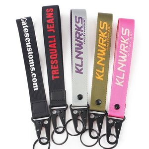 Mosquetones Promocionales con Logotipo, Cordón Tejido Bordado Personalizado, Llavero Corto de Muñeca con Gancho de Águila - Product Image 1