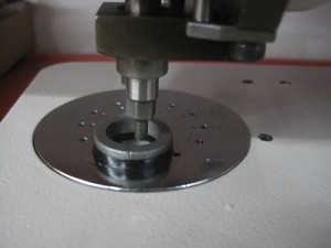 JK10-4 xử lý hoạt động chainstitch thêu máy kim loại Hướng dẫn sử dụng máy may công nghiệp tốc độ cao jukky thương hiệu - Product Image 4