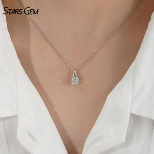Starsgem 0.65ct Princess Cut DEF VS Lab Grown Diamond 18K Oro blanco sólido Collar con colgante de diamante unisex clásico - Product Image 2