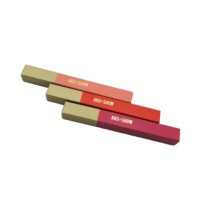 Vente en gros Logo personnalisé brillant à lèvres ensemble affichage cosmétique cadeau emballage Art boîtes en papier mat laminage gaufrage feuille d'or usine