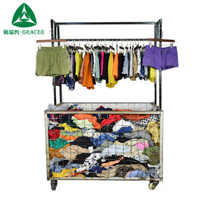 Guangzhou fornitore di <span class=keywords><strong>abbigliamento</strong></span> usato <span class=keywords><strong>da</strong></span> donna Casual pantaloni corti MOQ 45kg - Product Image 5